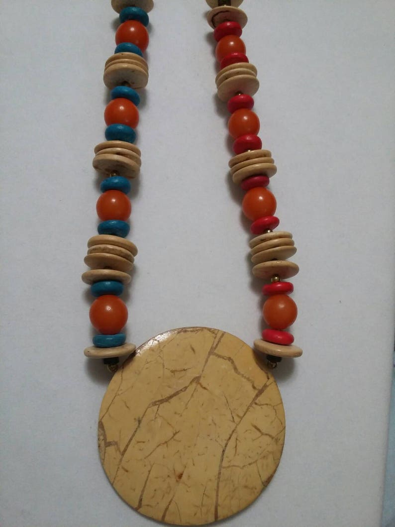 Vintage Wood Beaded beach jewelry multi colored multi shaped pendant necklace