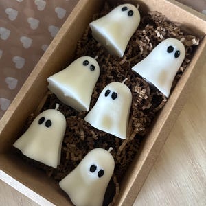 Mini Ghost Candle / Halloween candles / Ghost decor / Halloween decor / fall candles / spooky season decor / spooky candles / ghost candles