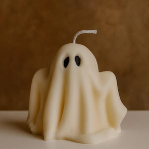 Ghost candle / halloween candles / spooky season / spooky candles / ghosts / fall decor