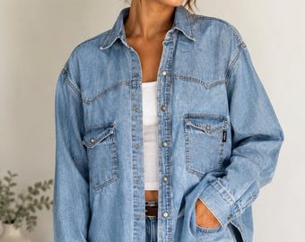 Guess jeans 90s Vintage  Denim Button-Down Shirt Jacket
