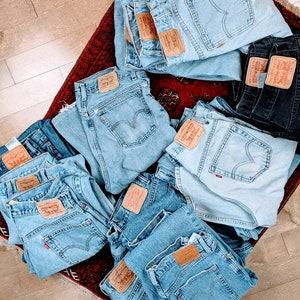 Plus Sized Vintage Levi&#39;s hoch taillierte Denim Jeans PLUS SIZE { Größe 32 + } schwarz blau Mom Dad Jeans inclusive Sizing