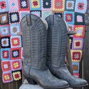 Vintage Women’s Charcoal Grey Laredo Modern Western Chic Cowboy Boots Size 6.5