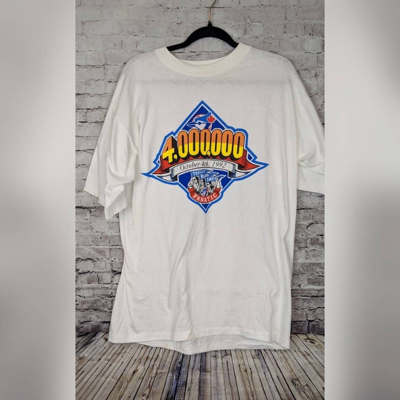 toronto blue jays retro t shirt