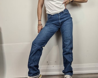 Vintage Wrangler Jeans: High Waist Relaxed Fit Straight Leg, Made in USA