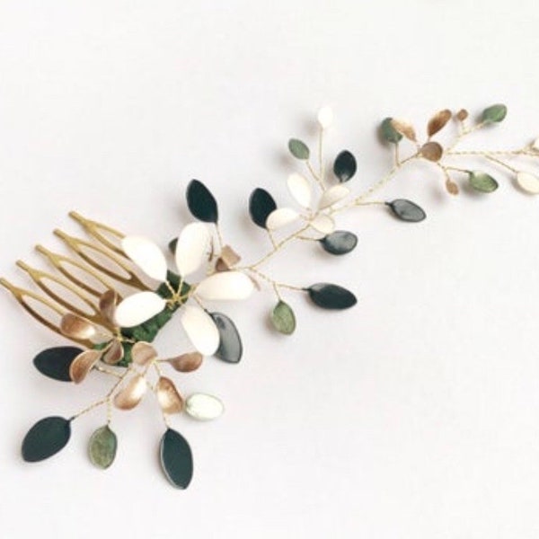 Hair comb with flower design