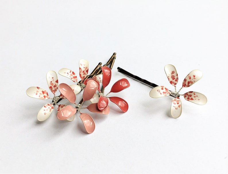 Hair clips with flowers blush pinks image 2