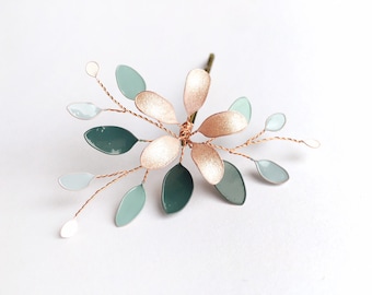 Hair clip with floral tendrils