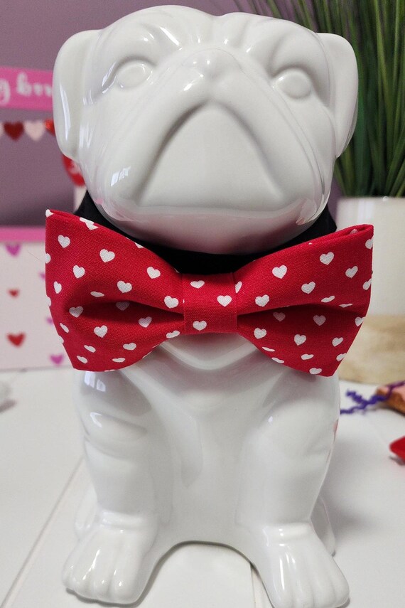Red with White Hearts Bow Tie with Black Collar – Perfect for Stylish Pups - Dog Apparel