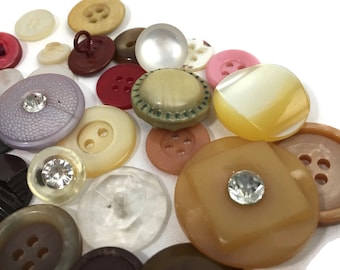 Vintage Button Mixed lot Collection Assorted Sizes and Colors Cottage Chic Style Card Making Sewing Creating collage Journaling Mid Century