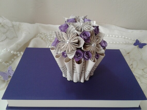 Book Bouquet Altered Book Art Origami Flowers Book Page Flowers Teacher Gift Librarian Gift Book Theme Origami Bouquet Recycled Book