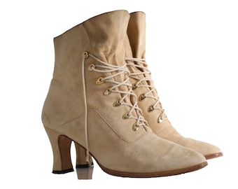 Vintage Classiques Entier Beige Suede Lace Up Victorian Style Ankle Booties 8 M