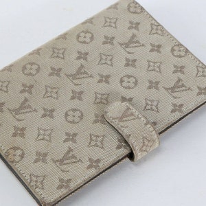 Louis Vuitton Agenda Cover 