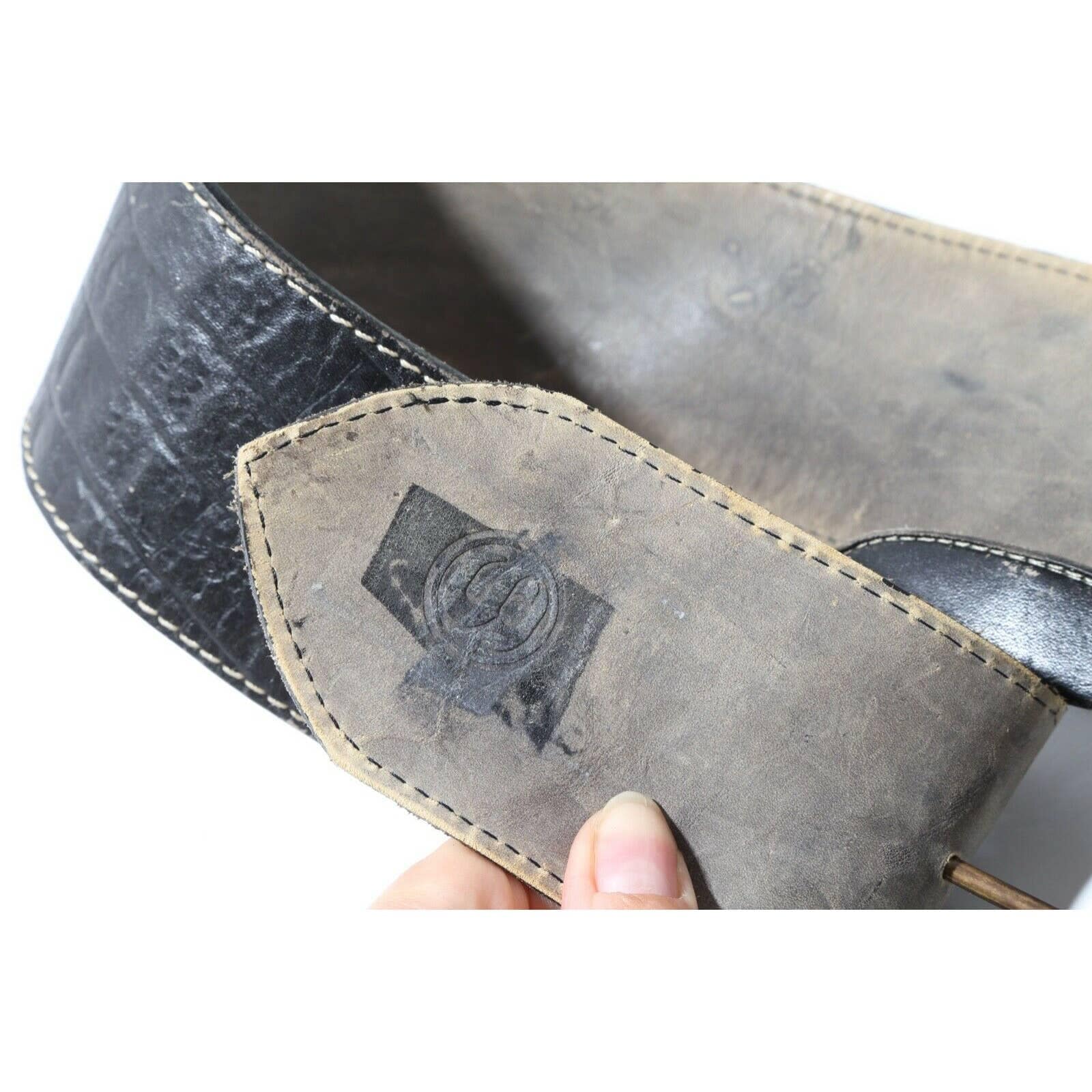 Vintage Black Croco Embossed Leather Oversized Buckle Belt Classic Chic Size M Vintage Black Shiny Croc Embossed Leather Belt With  main image 4