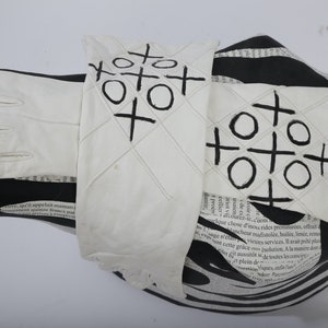 Vintage White XOXO Hand Painted Leather Long Gloves Size 6 image 6