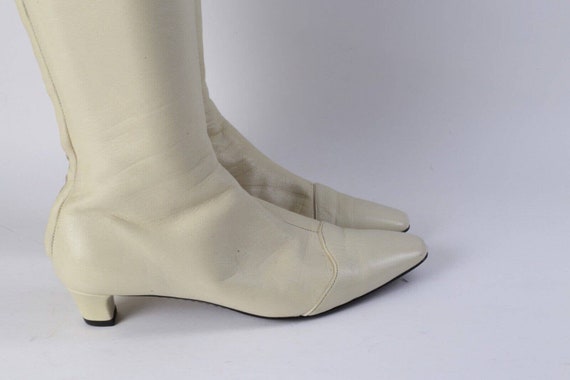 Vintage LOUIS VUITTON Off White Leather Knee High… - image 3