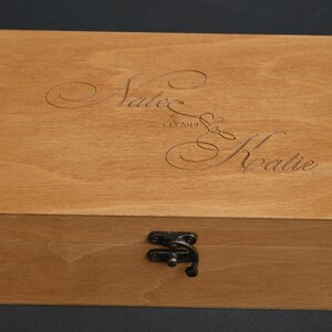 Scatola ricordo matrimonio personalizzata con incisione, scatola ricordo in legno personalizzata, scatola regalo personalizzata con incisione, baule ricordo matrimonio, scatola portagioie o portafoto