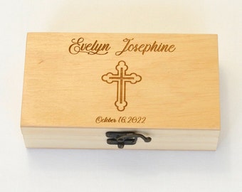 Caja de bautismo de madera personalizada para niños - Grabado con cruz y fecha - Regalo único personalizado de la Sagrada Comunión