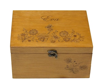 Personalized Wooden Keepsake Box - Customized for Memories & Moments