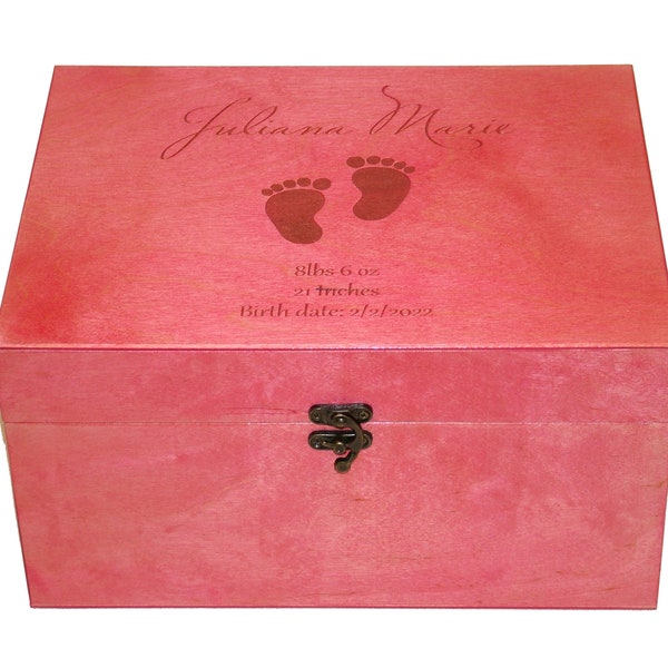 Caja de madera rosa grabada personalizada: conserve la huella del bebé, cree una cápsula del tiempo y almacene tesoros de Nochebuena para su bebé. ¡7 colores!