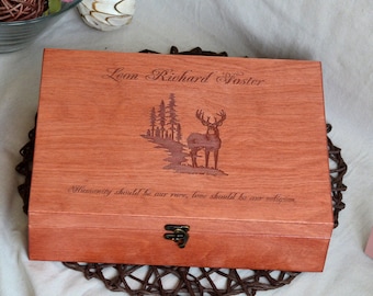 Personalized Engraved Name and Deer in the Woods Memory Box, Baby Time Capsule Box, Christmas Gift Box, Keepsake box, Jewelry Box