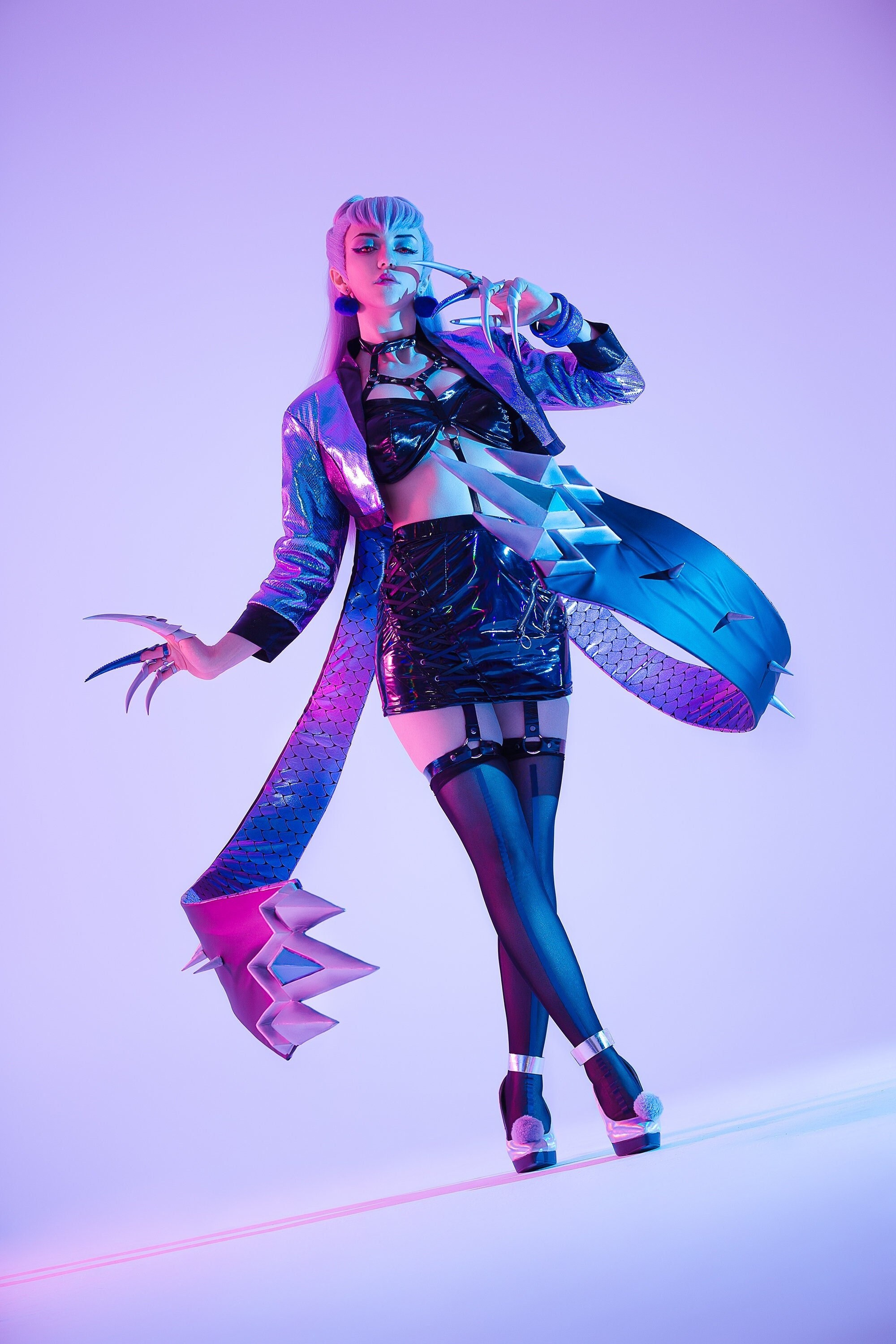 K/DA Akali LED spray can smoke bomb prop DIY kit ( cosplay, costume, Halloween, comiccon