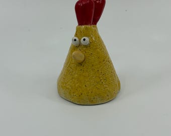 Ready to Ship - Handmade Ceramic Mini Chicken Saltshaker – Farmhouse Kitchen Decor
