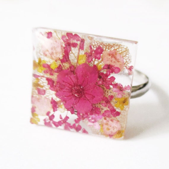 Flower pink square resin ring