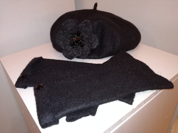 Set of black merino wool beret with mittens and small brooch with Swarovski pearls
