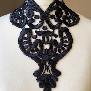 STOR Utsmyckad spets / Flätad applikation / Choker - Gotisk