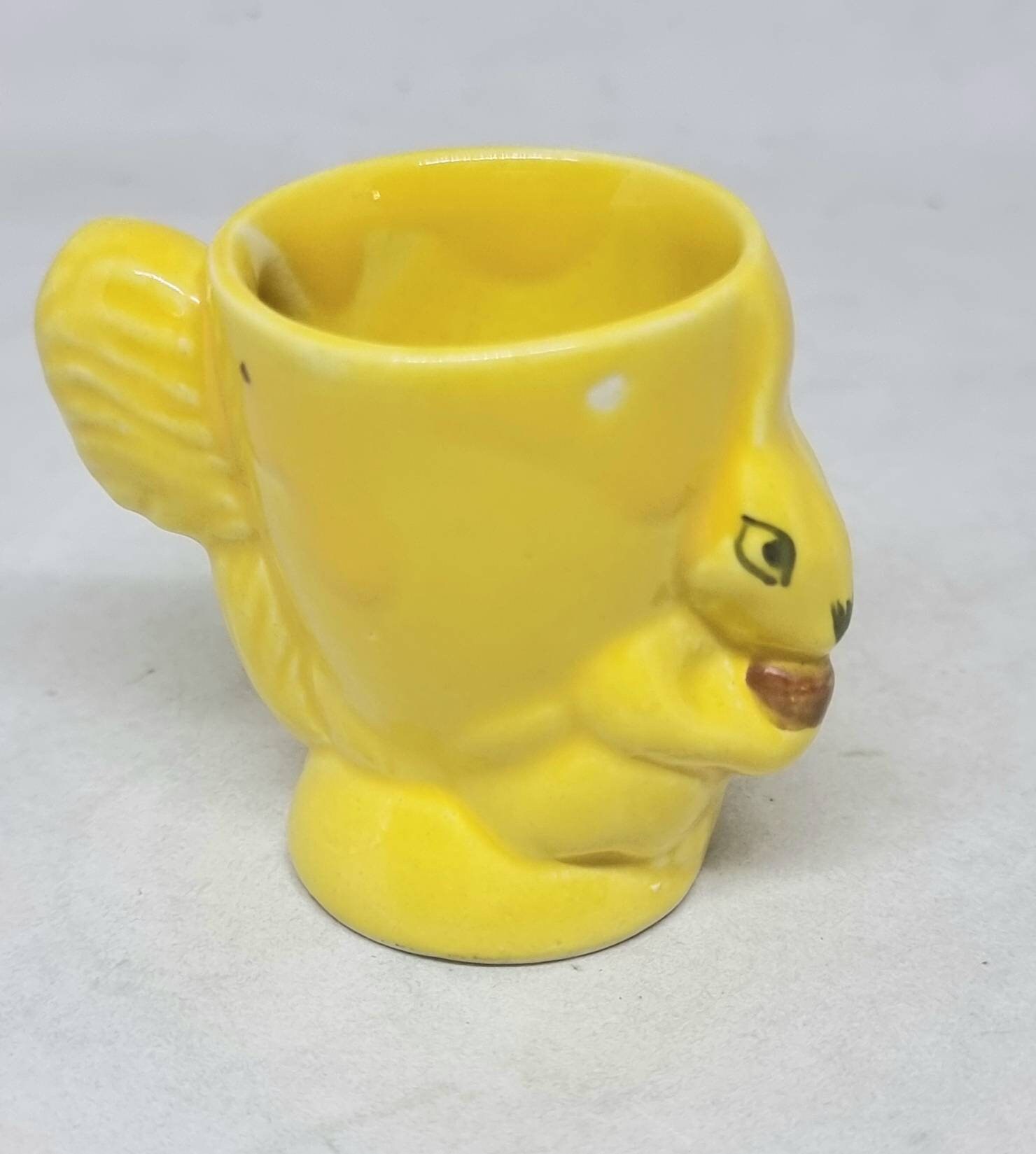Vintage Royal Art Pottery Yellow Rabbit Egg Cup Vintage Royal Art Pottery Yellow Rabbit Egg Cup