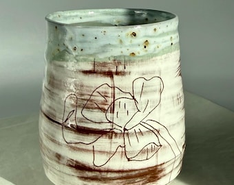 Large ceramic mug with floral design – hand-thrown, unique piece – mug without handle