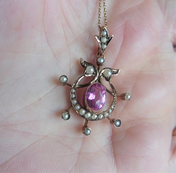 Beautiful Antique Edwardian Pink Stone Pendant. E