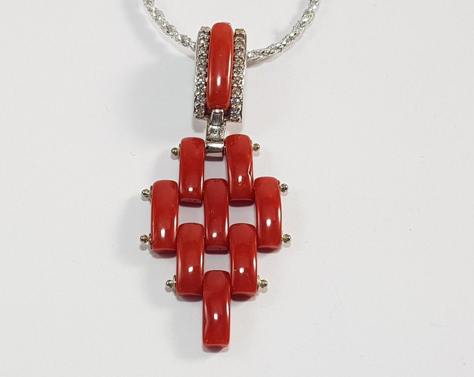 Red Coral Pendant Italian Carved Pendentif Corail Rouge Italian Korallenanhänger Genuine Natural Not dyed (NO-BAMBOO) Certificate