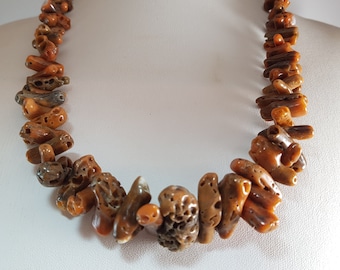 Italian Red Coral Necklace Full Bodied Old Coral Mediterranean Corallium Rubrum Genuine Cornicello Not Dyed (NO-BAMBOO) Certificate