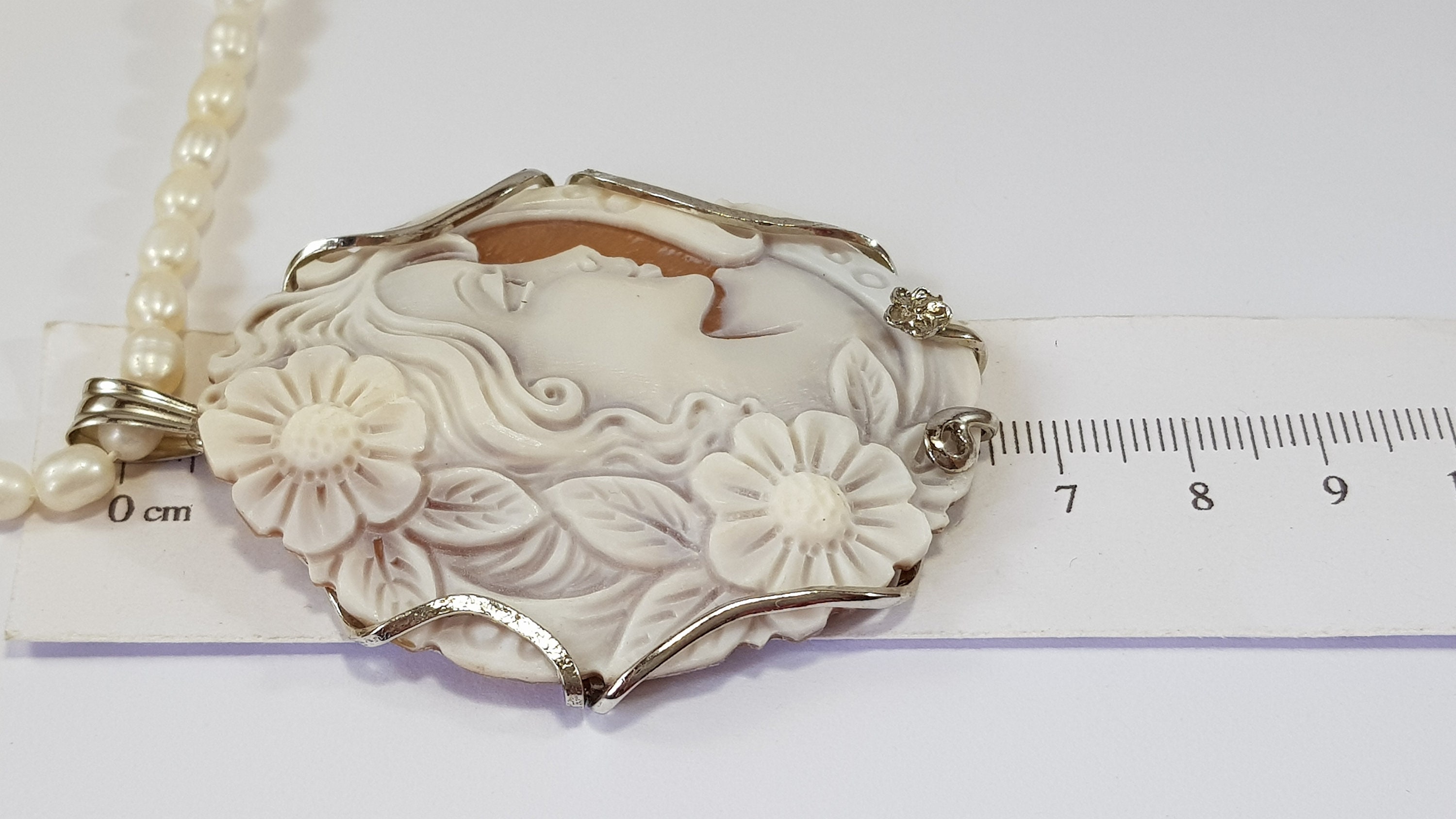 Italian Cameo Necklace,Pearls Necklace Cameo Shell Pendant, Pendant Sterling Silver,white pearls