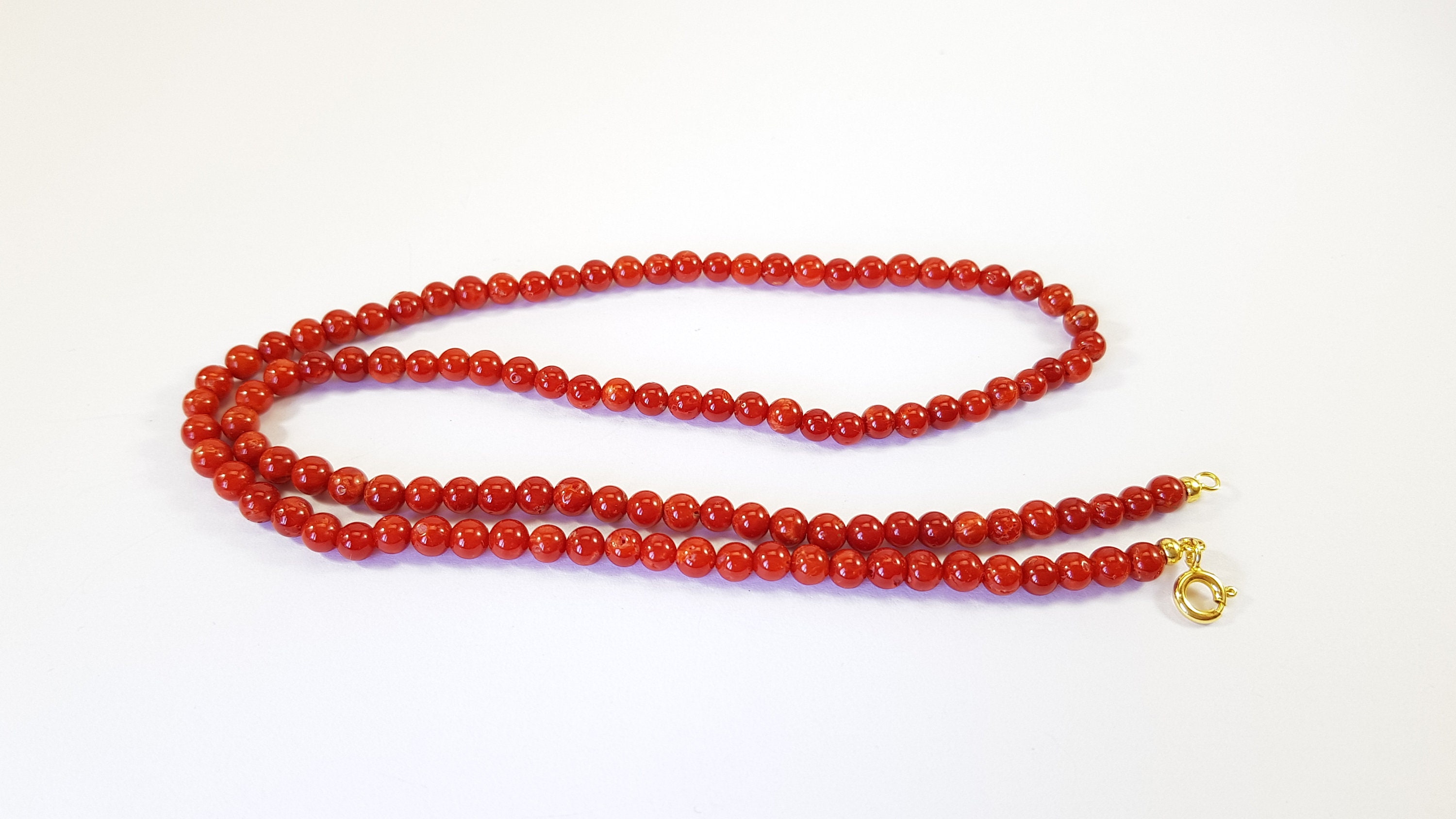 Collier Ancien En Corail Rouge Naturel - Longueur 30 Cm, Perles Cylindriques Et Boules
