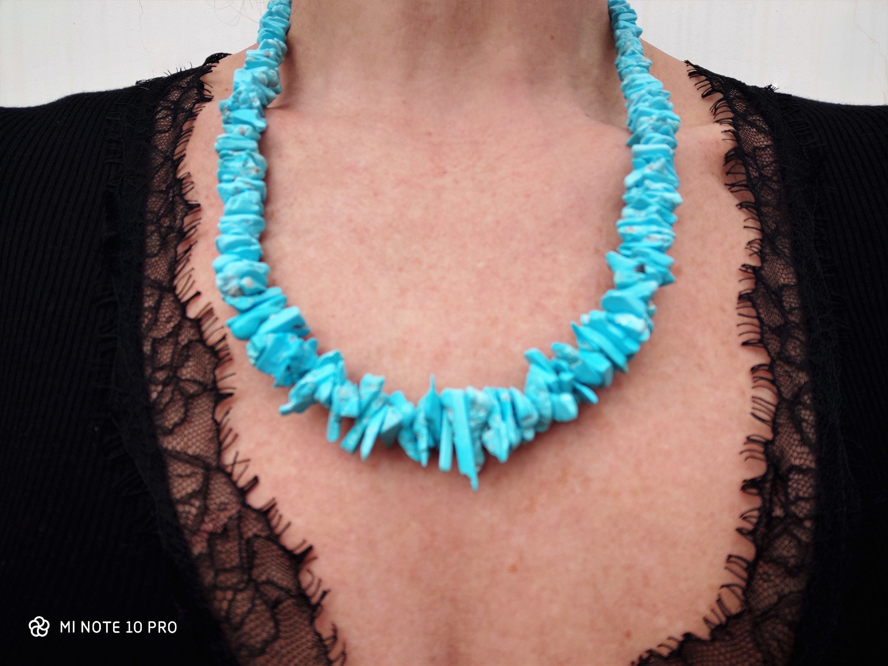 dark blue puka shell necklace | maral-designs