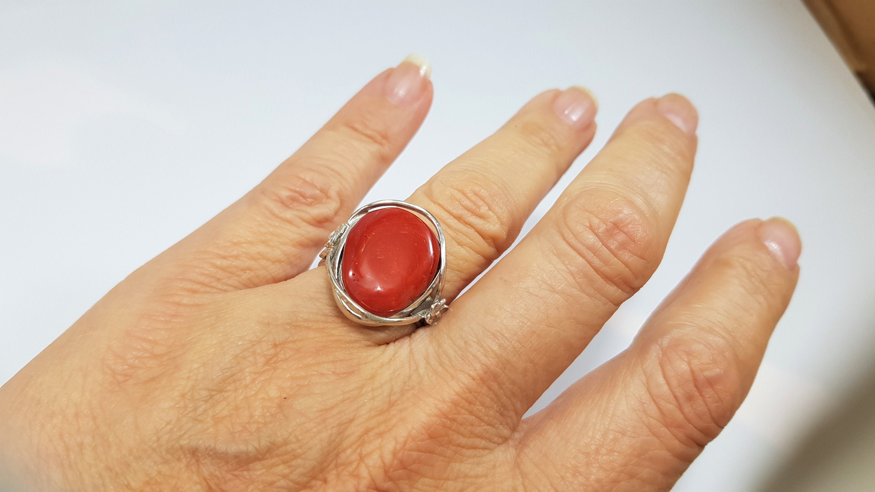 Handmade Corail Rouge 925 Sterling Silver Ring