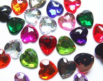 40 Green Acrylic 16 mm Heart Rhinestone Gem Flatback Sew on Dancewear Handbag