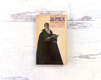 Vintage Paperback  Books The Count of Monte Cristo Alexander Dumas