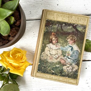 Children&#39;s Antique Book Classic The Bobbsey Twins at School Laura Lee Hope