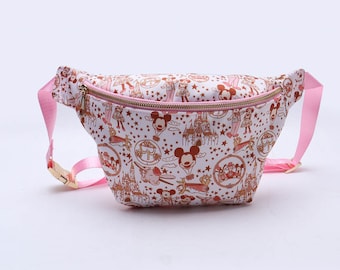 Große Magische Parks Inspiriert in Rosa Nylon Fanny Style Crossbody Sling Bag