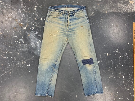31x28 Levis 501 Jeans