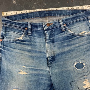 34x29 Wrangler 13MWZ Jeans Faded Distressed Repaired Vintage | Etsy