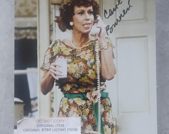 Carol Burnett Hand Signed Autograph 8x10 Photo COA