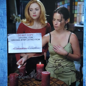 Rose McGowan & Holly Marie Combs Hand Signed Autograph 8x10 Photo COA Charmed