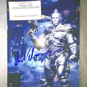Arnold Schwarzenegger Handsigniertes Autogramm 8x10 Photo COA Mr Freeze