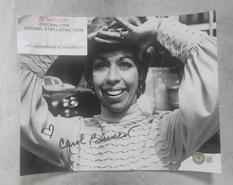 Carol Burnett Hand Signed Autograph 8x10 Photo COA