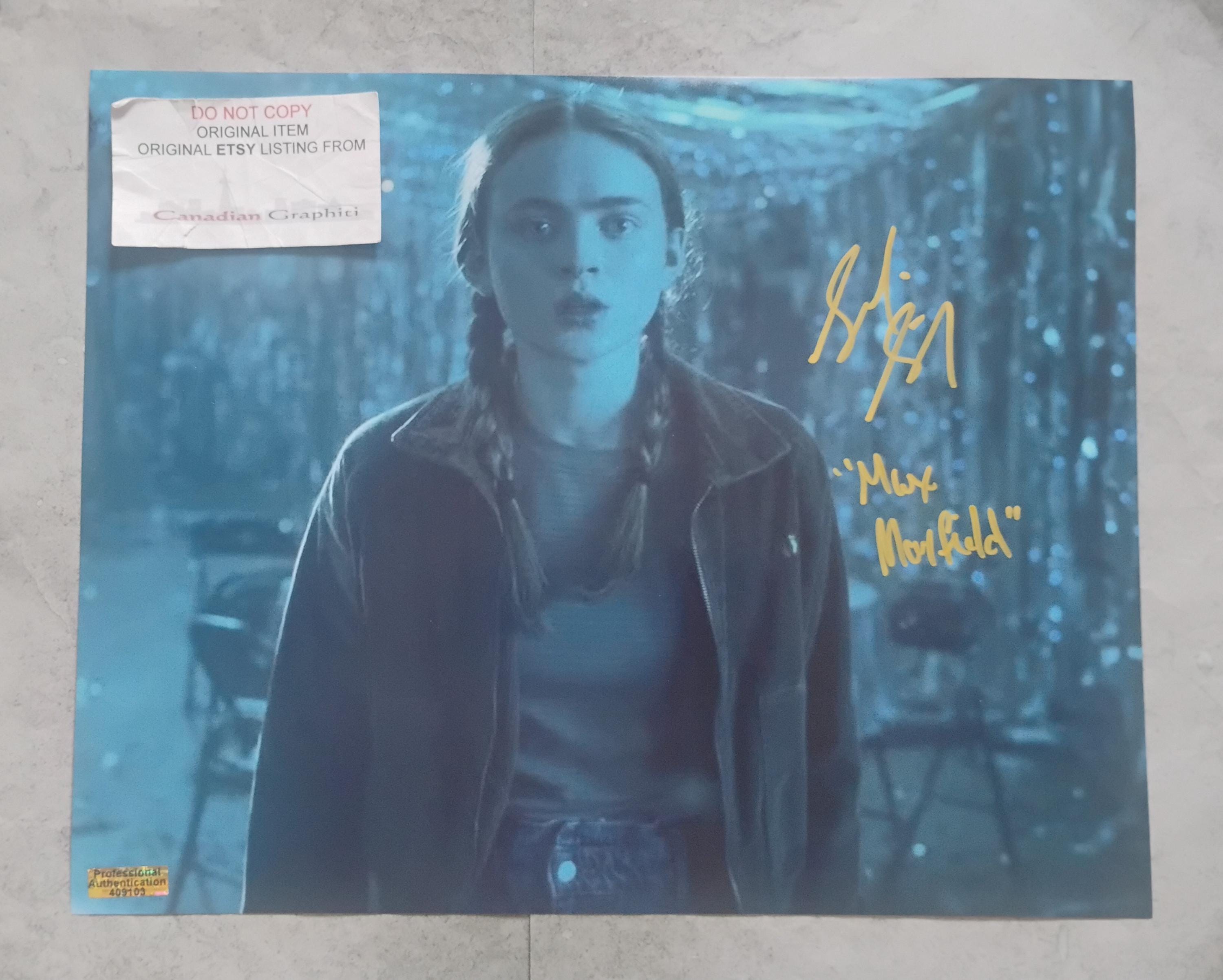 Sadie Sink Hand Signed Autograph 11x14 Photo COA - Etsy