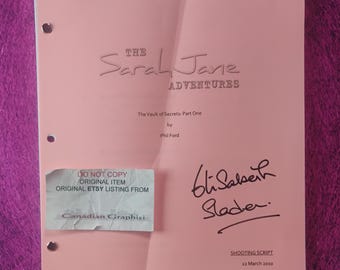 Elisabeth Sladen Hand Signed Autograph The Sarah Jane Adventures Script COA